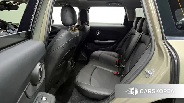 Mini Cooper SD Clubman 2020 Песочный из Кореи, фото 3