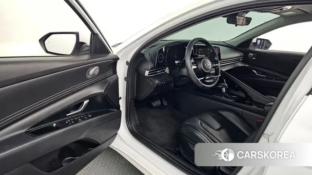 Hyundai Avante (CN7) 2023 Белый из Кореи, фото 3