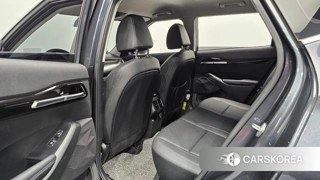 Kia Seltos 2021 Серый из Кореи, фото 3