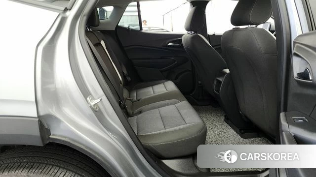 Chevrolet (GM Daewoo) Trax Crossover 2024 Серый из Кореи, фото 3