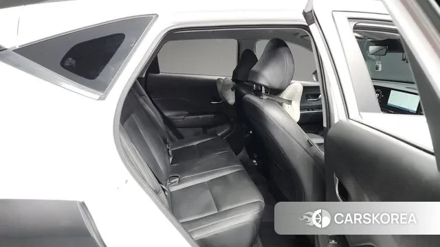 Hyundai Kona (SX2) 2023 Белый из Кореи, фото 3