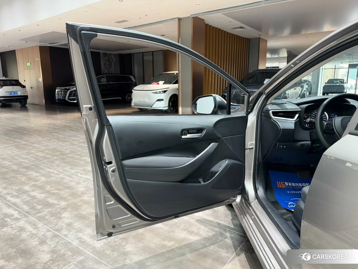 Toyota Corolla 2021 Шампань из Китая, фото 3