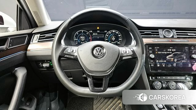 Volkswagen Passat GT (B8) 2018 Серебристо-серый из Кореи, фото 3
