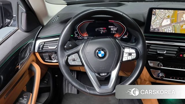 BMW 5 Series (G30) 2022 Черный из Кореи, фото 3