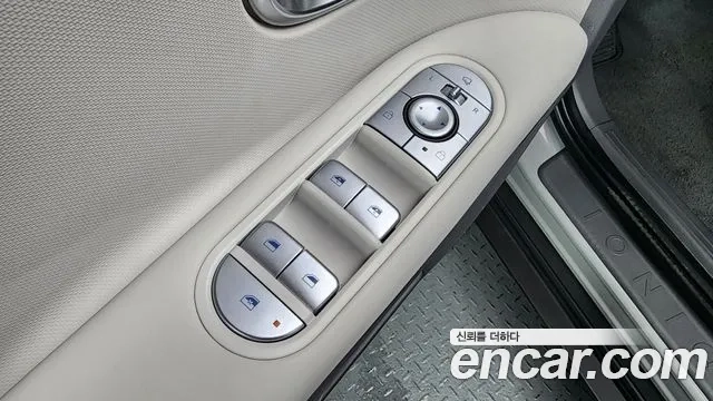Hyundai Ionic 5 2021 Серебристо-серый из Кореи, фото 3