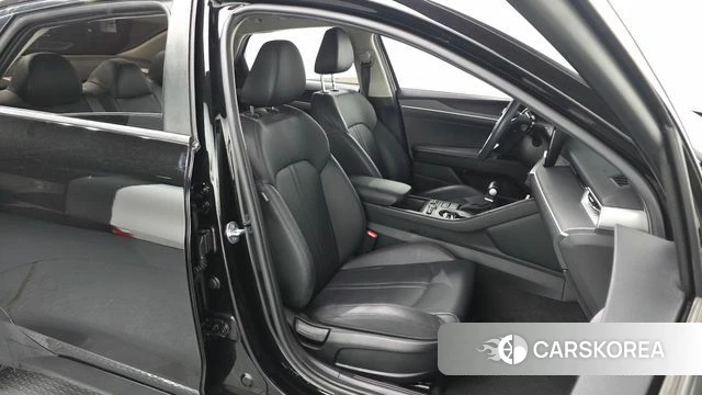 Kia K5 3rd generation 2021 Черный из Кореи, фото 3