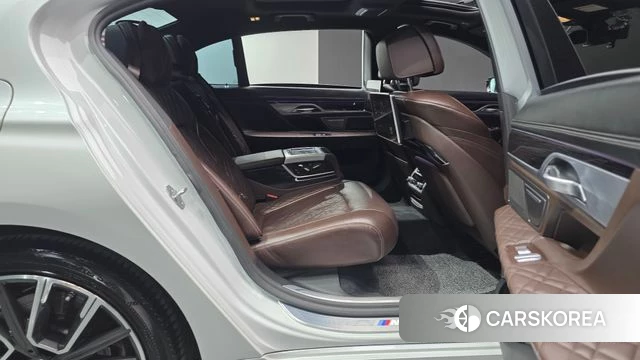 BMW 7 Series (G11) 2020 Белый из Кореи, фото 3
