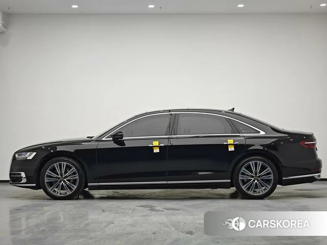 Audi A8 2021 Черный из Китая, фото 3