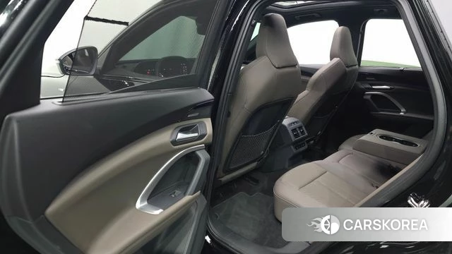 Audi Q5 (80A) 2025 Черный из Кореи, фото 3