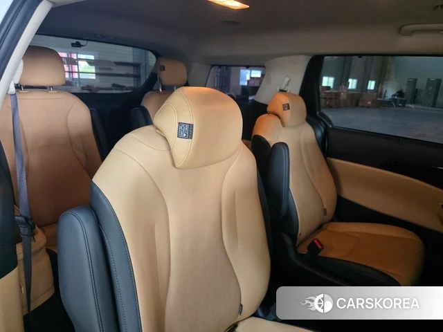 Kia Carnival 4th generation 2022 Белый из Кореи, фото 3