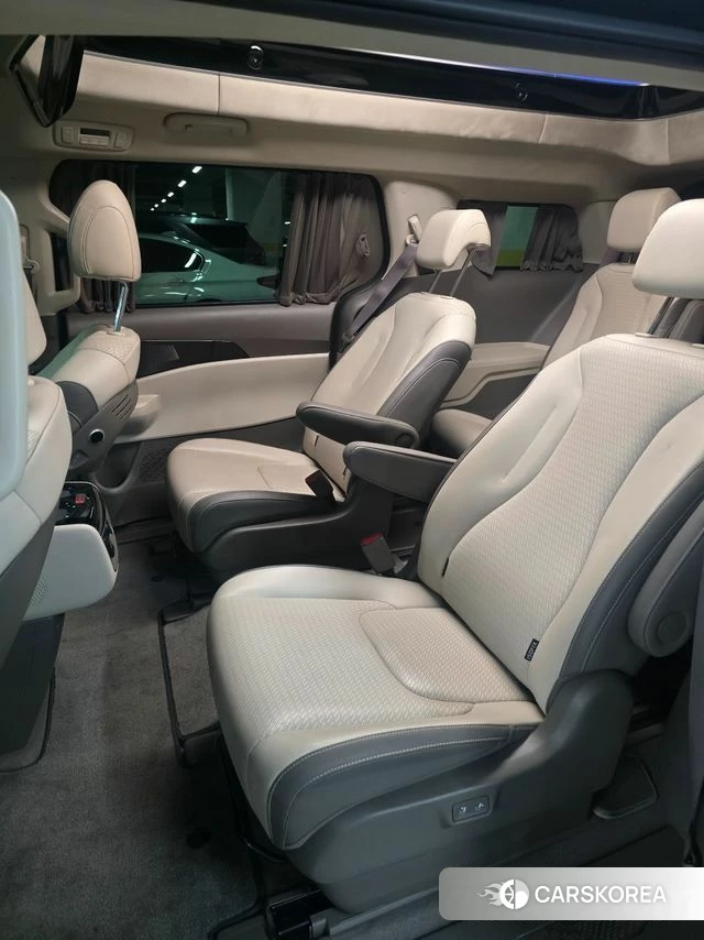 Kia The New Carnival 4th Generation 2024 Черный из Кореи, фото 3