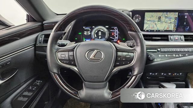 Lexus ES300h 7th generation 2018 Белый из Кореи, фото 3