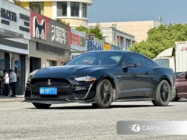 Ford Mustang 2022 Черный из Китая, фото 3