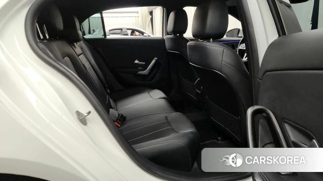 Mercedes-Benz A-Class W177 2023 Белый из Кореи, фото 3