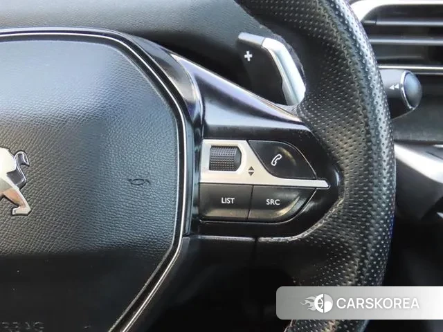 Peugeot 5008 second generation 2020 Черный из Кореи, фото 3