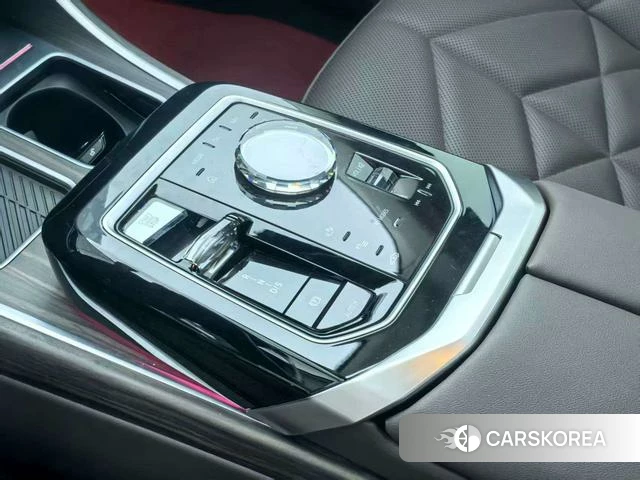 BMW 7 series 2025 Черный из Китая, фото 3
