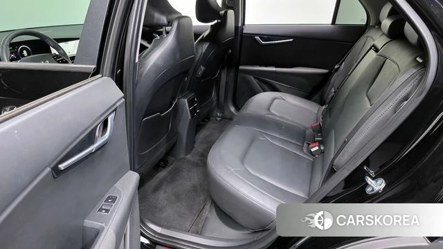 Kia Di All New Niro EV 2023 Черный из Кореи, фото 3