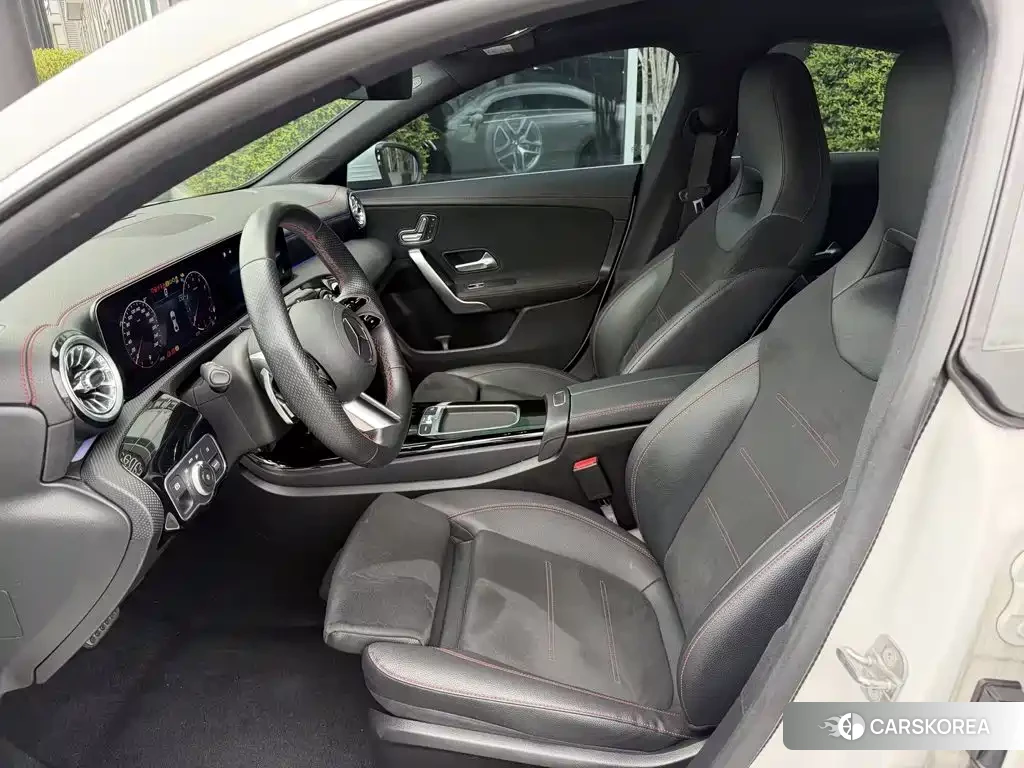 Mercedes-Benz CLA 2025 Белый из Китая, фото 3