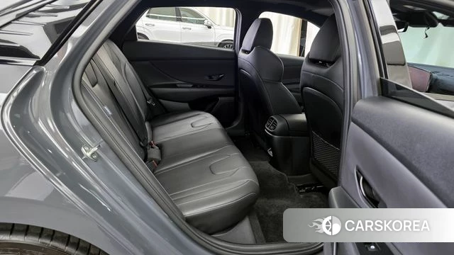 Hyundai The New Avante (CN7) 2024 Серый из Кореи, фото 3