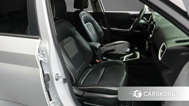 Hyundai Venue 2019 Белый из Кореи, фото 3