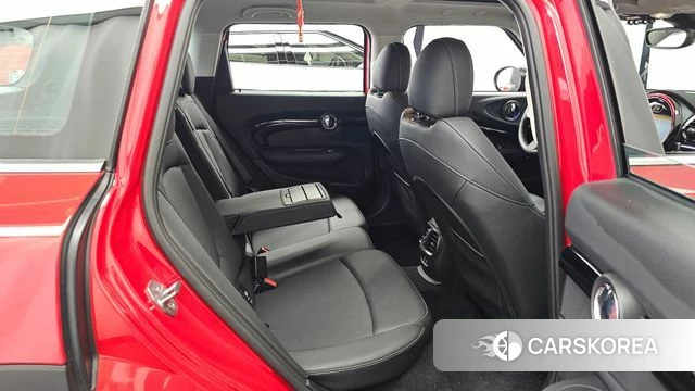 Mini Cooper Clubman 2024 Красный из Кореи, фото 3