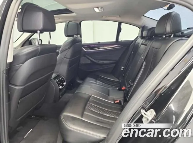 BMW 5 Series (G30) id 2616962 из Кореи 3