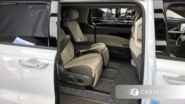 Kia The New Carnival 4th Generation 2023 Белый из Кореи, фото 3