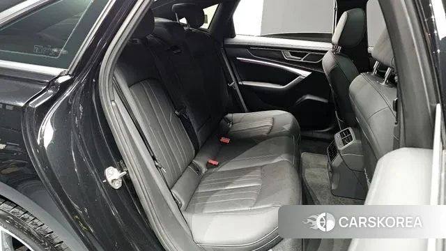 Audi A6 (C8) 2021 Черный из Кореи, фото 3