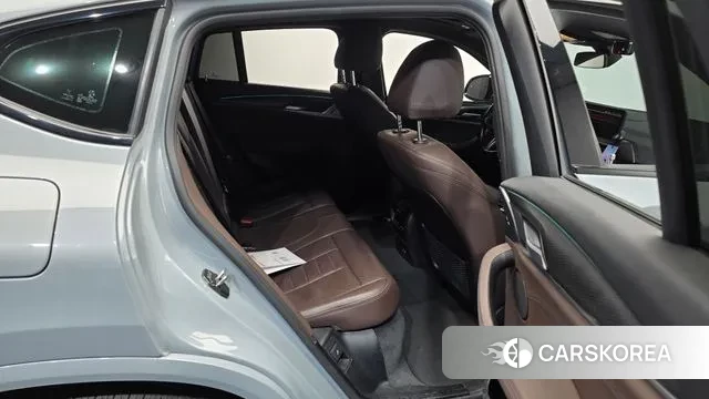 BMW X4 (G02) 2022 Цвет галактики из Кореи, фото 3