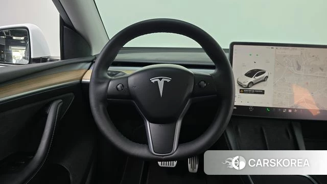 Tesla Model Y 2023 Белый из Кореи, фото 3