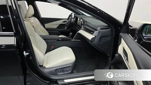 Toyota Camry (XV80) 2026 Черный из Кореи, фото 3
