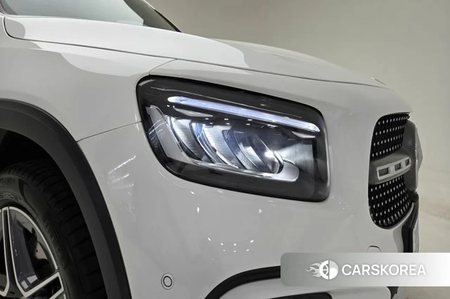 Mercedes-Benz GLB-Class X247 2025 Белый из Кореи, фото 3