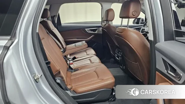 Audi Q7 (4M) 2019 Серебряный из Кореи, фото 3