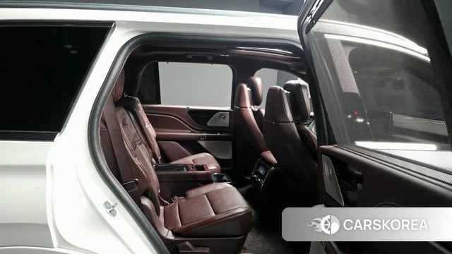Lincoln Aviator 2nd generation 2021 Белый из Кореи, фото 3