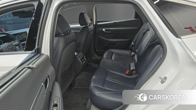 Hyundai Sonata D Edge Hybrid (DN8) 2023 Белый из Кореи, фото 3
