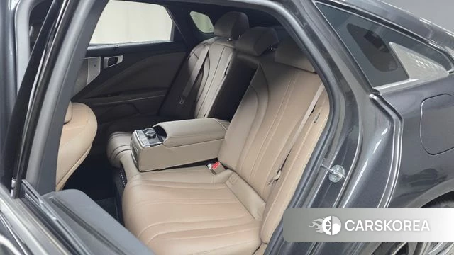 Kia K8 Hybrid 2024 Серый из Кореи, фото 3