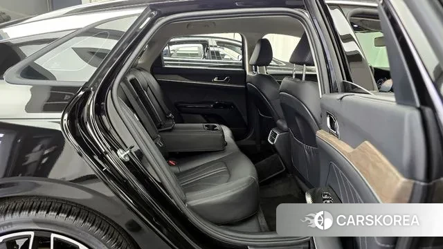 Kia K5 3rd generation 2023 Черный из Кореи, фото 3