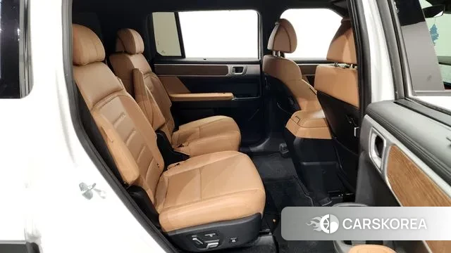 Hyundai Santa Fe (MX5) 2024 Белый из Кореи, фото 3