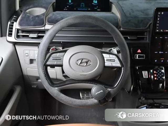 Hyundai Staria 2024 Черный из Кореи, фото 3