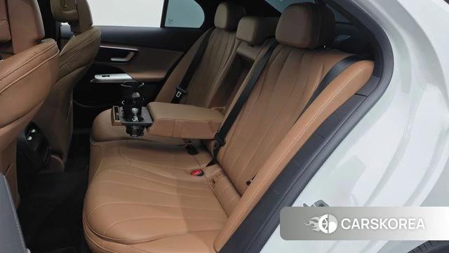 Mercedes-Benz E-Class W214 id 4229693 из Кореи 3