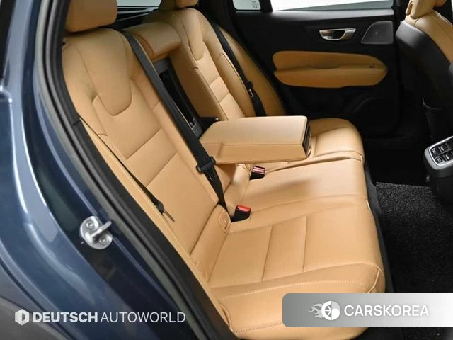 Volvo V60 Cross-Country 2nd Generation 2022 Синий из Кореи, фото 3