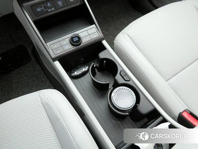 Hyundai Kona (SX2) 2026 Белый из Кореи, фото 3
