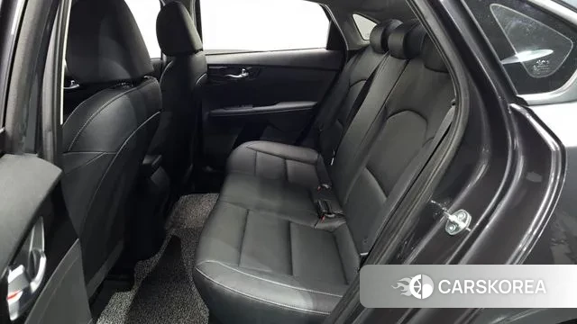 Kia The New K3 2nd generation 2023 Серый из Кореи, фото 3