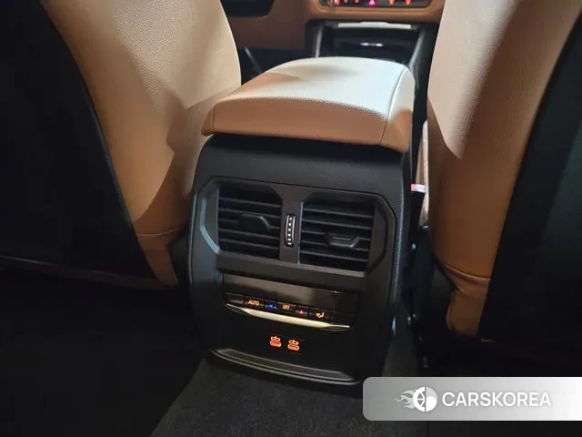 BMW 3 Series (G20) 2025 Белый из Кореи, фото 3