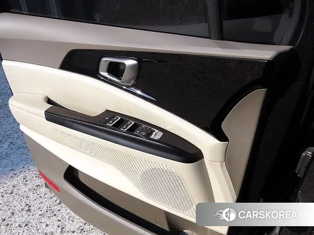 Kia Carnival 4th generation 2023 Серый из Кореи, фото 3