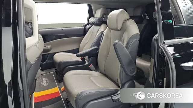 Kia The New Carnival 4th Generation 2024 Черный из Кореи, фото 3