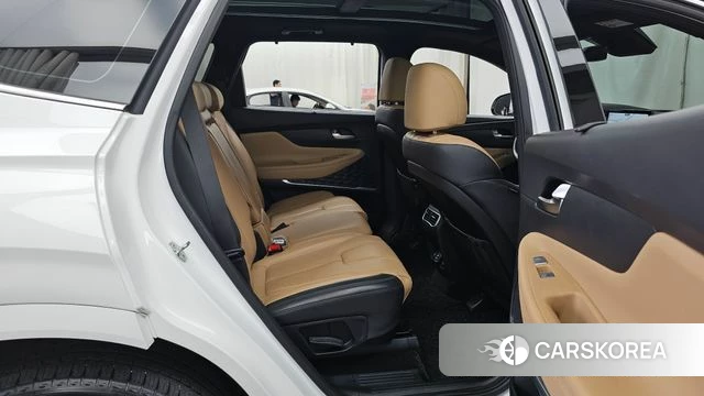 Hyundai The New Santa Fe 2021 Белый из Кореи, фото 3