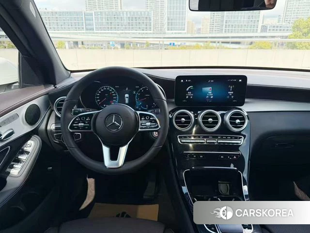 Mercedes-Benz GLC 2022 Белый из Китая, фото 3