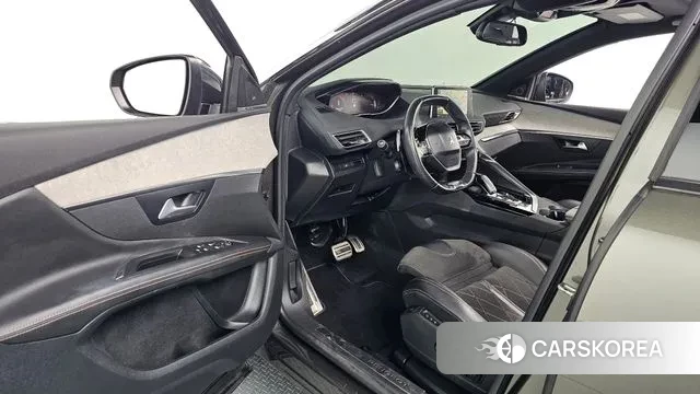 Peugeot 3008 second generation 2018 Серый из Кореи, фото 3