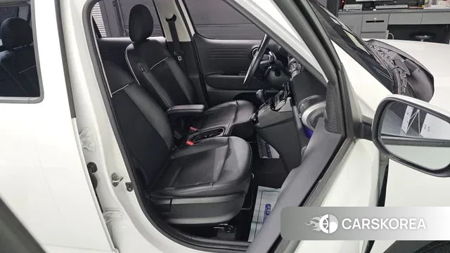 Hyundai Casper 2023 Белый из Кореи, фото 3